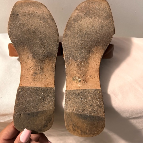 Hermès Oran Brown slides! Size 9 Great on any summer day! - Picture 5 of 8